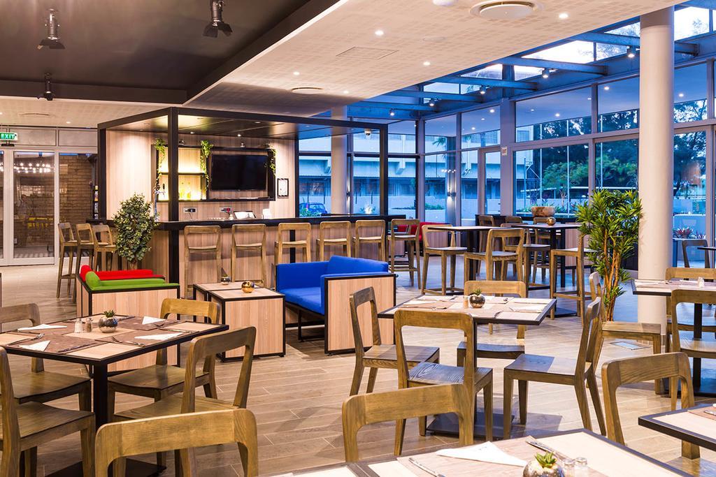 Onomo Hotel Дърбан Екстериор снимка