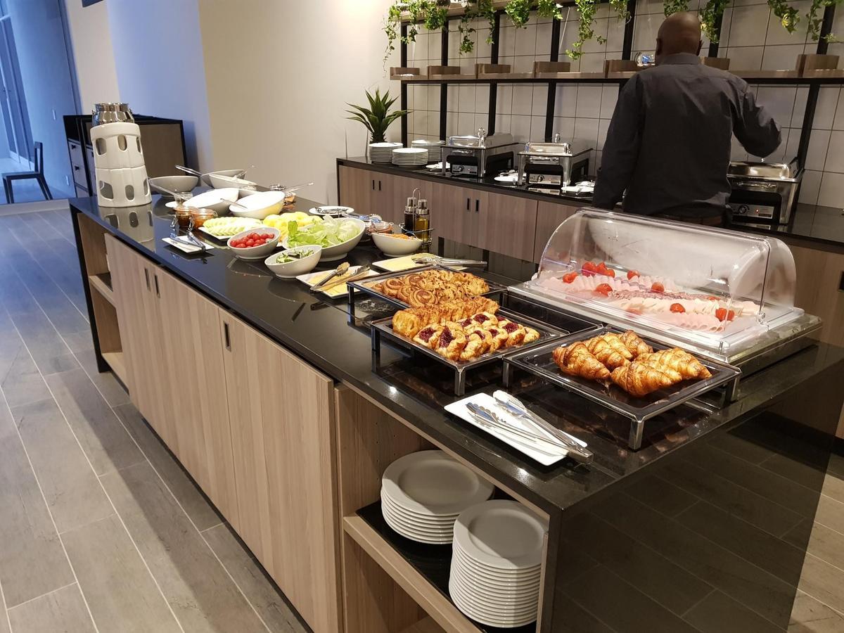 Onomo Hotel Дърбан Екстериор снимка
