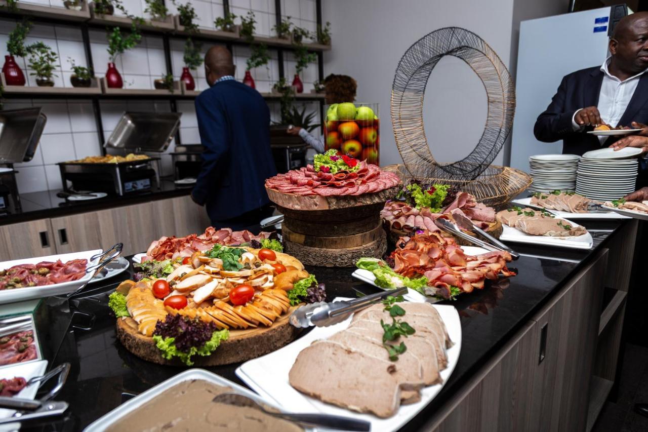 Onomo Hotel Дърбан Екстериор снимка